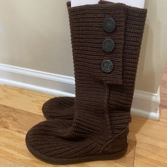 UGG - Classic Cardy Boot Brown - Picture 4 of 7